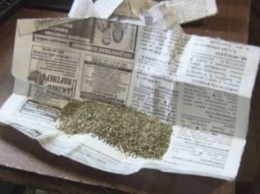 Наркотическое вещество со специфическим запахом марихуаны нашли у добропольчанина