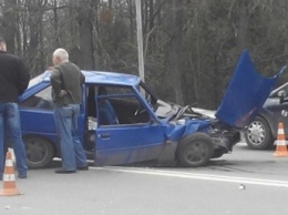Из-за ДТП в Ровно пострадали три человека