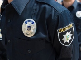 В Киеве неизвестные штурмовали управление полиции