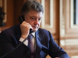 П.Порошенко заявил, что Украина поддерживает территориальную целостность Азербайджана