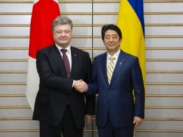 Премьер Японии пообещал поставить вопрос Украины на саммите G7