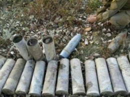 Убойная находка: в Макеевке обнаружили арсенал артснарядов