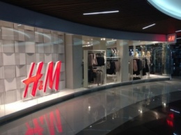 H&M планирует продвигать бренд COS в России