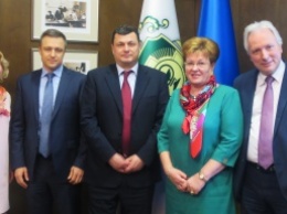 Литва готова передать Украине опыт в реструктуризации педиатрической службы