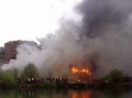 На Закарпатье сгорел гостиничный комплекс