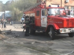 В Харькове из-за пожара на предприятии эвакуировали 14 инвалидов