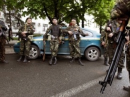 Кровавая перестрелка в оккупированном Луганске: российские боевики поругались с местными ополченцами. Есть раненые