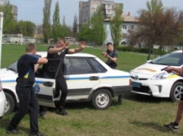 "Литовские стрелки" оценили подготовку мариупольских полицейских (ФОТО)