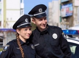 В Ровно появилась полиция: 193 патрульных приняли присягу