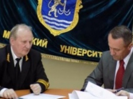 Между Ильичевским портом и Одесским национальным морским университетом подписано три меморандума