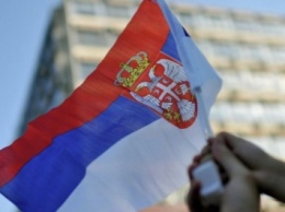 Досрочные парламентские выборы начались в Сербии