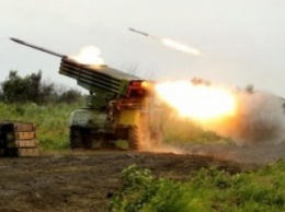 В район Донецка стянуты танки, «Грады» и артиллерия