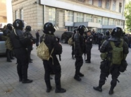 Многотысячный протест в Кишиневе: полиция применила силу (ФОТО)