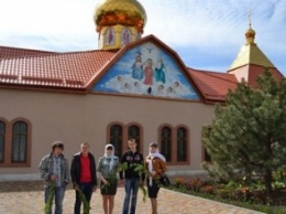 В Димитрове (Мирнограде) несовершенные подучетные ГО УИИ в Вербное воскресенье побывали в храме