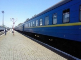 К Пасхальным праздникам "Укрзализныця" назначила дополнительный поезд Киев-Сумы