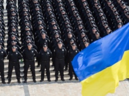 Многотысячные отряды украинских полицейских готовы предотвратить любые провокации в праздничные дни - МВД