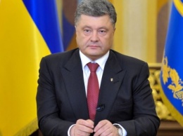 Порошенко поздравил украинцев с Пасхой: уверенное продвижение Украины в будущее разворачивается на глазах