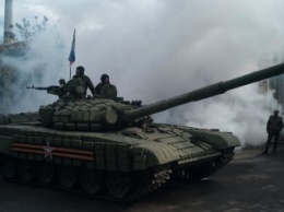 Из России в Донецк и Антрацит прибыли боевики и военная техника