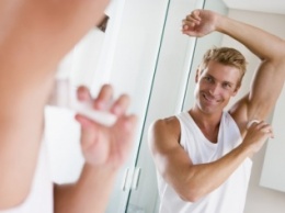 Ученые назвали лучшие дезодоранты, защищающие от пота