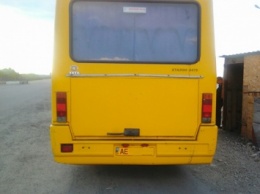 На Днепропетровщине в рейсовом автобусе полиция нашла арсенал оружия (фото)