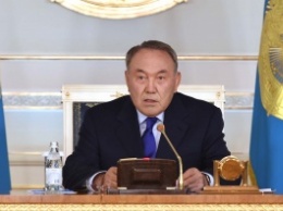 Назарбаев пообещал жесткие меры против "украинского" сценария свержения власти