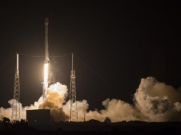 SpaceX в очередной раз вернула ракету из космоса на платформу в океане