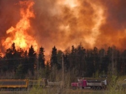 Пожар в Канаде: огнем охвачено более 85 тысяч гектаров (ФОТО, ВИДЕО)