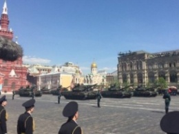 Чтобы все боялись: по Красной площади прогнали новинки российской оборонки