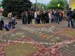 Макеевчан приглашают зажечь "Свечу памяти"
