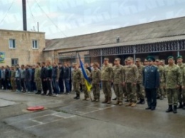 Кировоградских призывников торжественно отправили на службу