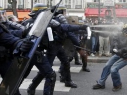 Французы снова протестовали против новой трудовой реформы