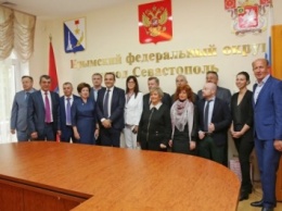 Итальянская делегация посетила оккупированный Крым