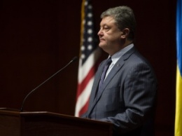 Твердое заявления Порошенко: над оккупированными городами снова будет поднят украинский флаг