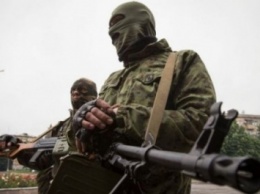 Боевики сегодня 14 раз обстреляли украинские позиции на Донбассе