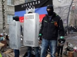 Боевики "ДНР" блокируют пропускной пункт в Еленовке: жители не могут покинуть оккупированную территорию