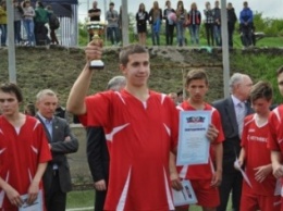 Чемпионом Футбольной лиги школьных команд-2016 в Макеевке стала команда ОШ № 59