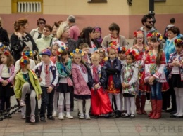В Одессе прошли парад вышиванок и флешмоб «Мы дети твои, Украина!»