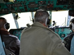 Минобороны: бойцы спецназа совершили 300 прыжков с парашютом в течение дня