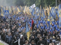 В Киеве прошла демонстрация против местных выборов в Донбассе