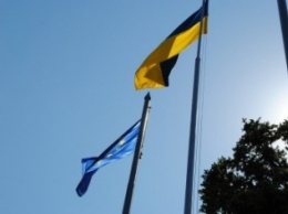 «Мы приезжаем к вам и с удивлением смотрим, как развивается в последнее время Украина» - Кшиштов Сикора на поднятии флага ЕС в Кременчуге