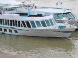 Второе круизное судно Rousse Prestige посетило Усть-Дунайский порт