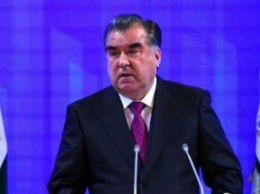 В Таджикистане проходит референдум по поводу запрета религиозных партий