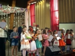 В Славянской школе искусств пели начинающие вокалисты (фото)