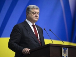 Порошенко: Керченским конфликтом РФ хотела спровоцировать масштабную атаку на Украину