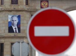 Останутся без банковских карт: в России паника перед новым санкционным ударом