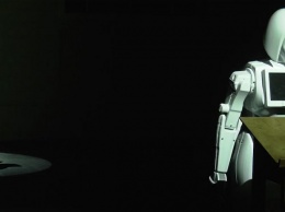 В израильском театре «Гешер» российский робот играет Жанну д'Арк
