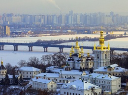У Порошенко требуют очередной канал, мобилизацию и военное положение в Крыму