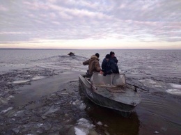 Осторожно, лед: в Днепропетровской области открыт счет погибшим на зимней рыбалке