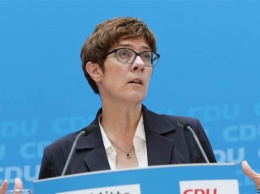 Аннегрет Крамп-Карренбауэр. Чего ждать Германии и Украине от нового лидера ХДС