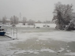 В Николаевской области четверо подростков провалились под лед